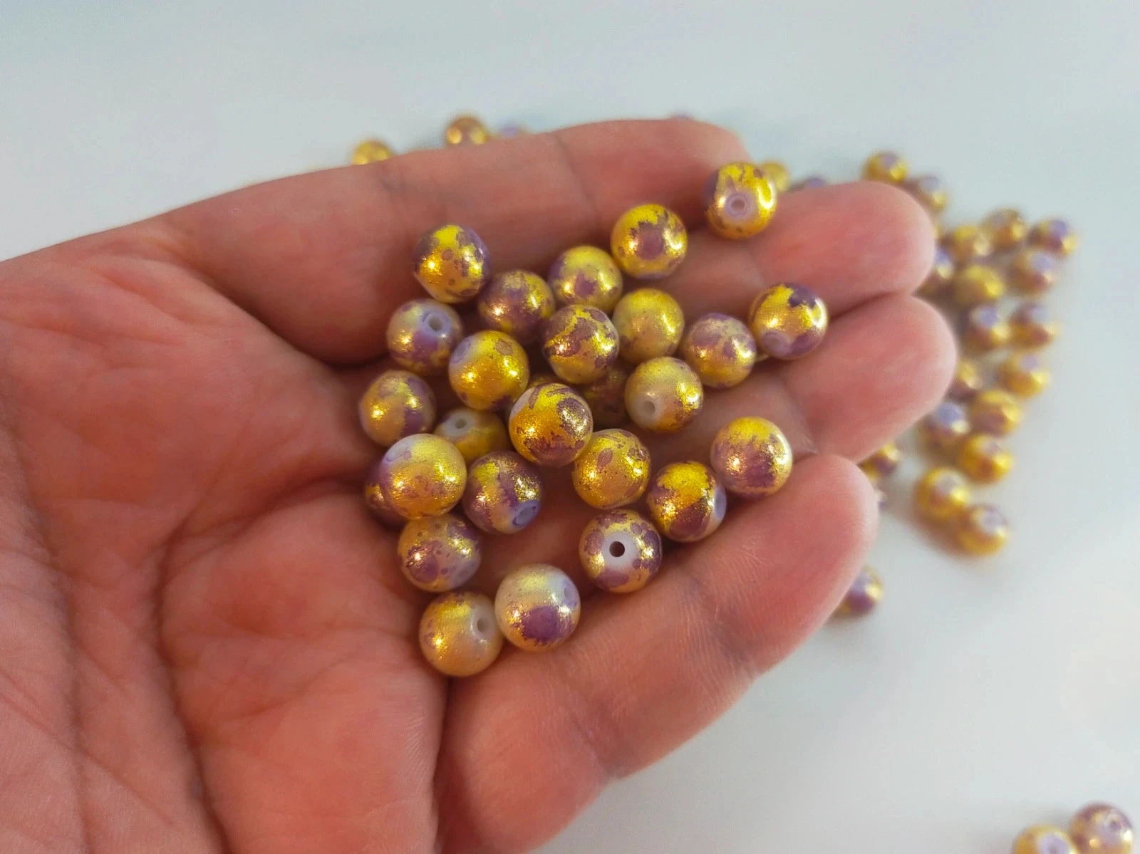 200 golden and purple 8mm glass beads lot no. 6621 – photo 3
